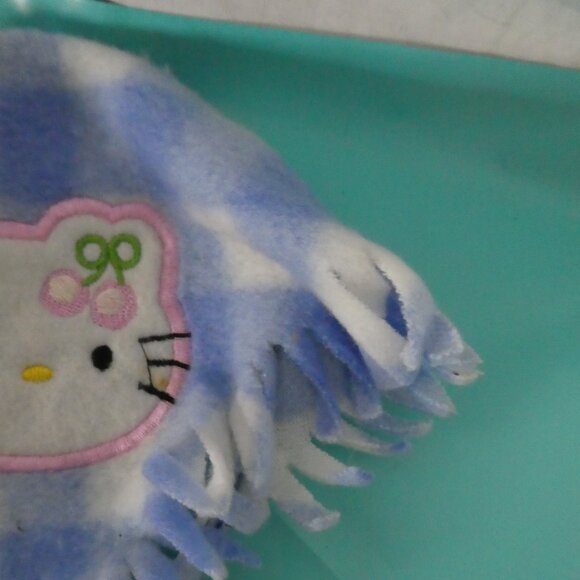 RARE HELLO KITTY Plastic Headband With Check Fleece And Black Braided Tassels - Picture 5 of 13